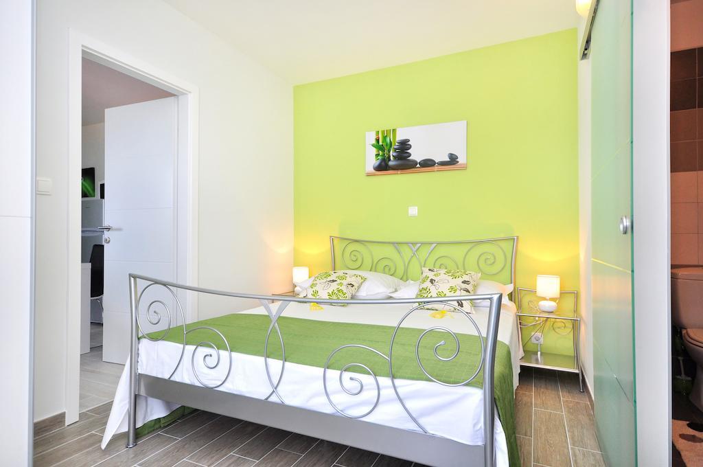 Apartments Sakal Trogir Room photo
