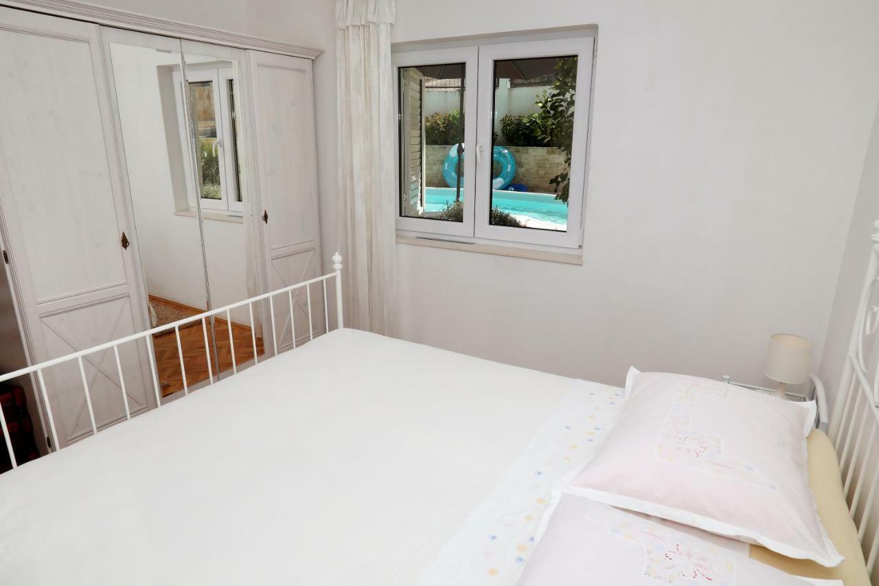 Apartments Sakal Trogir Exterior photo